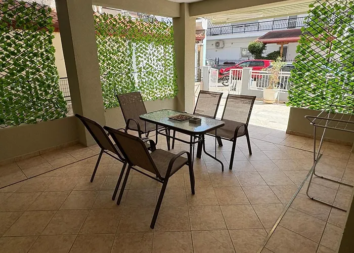 D&e Apartament Paralía